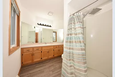 W173N5132  Mulberry Ln, Menomonee Falls, WI 53051 - Photo 31