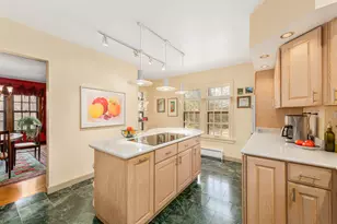 3467 N Frederick Ave, Milwaukee, WI 53211 - Photo 37