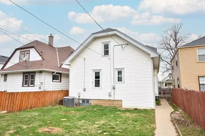 6425 W Chambers St, Milwaukee, WI 53210 - Photo 23