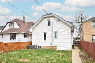 6425 W Chambers St, Milwaukee, WI 53210 - Photo 23