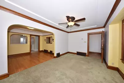 6425 W Chambers St, Milwaukee, WI 53210 - Photo 7