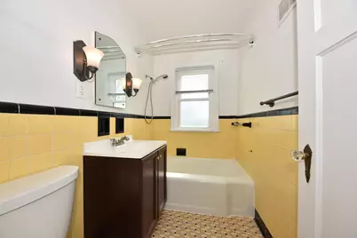 309 W Washington St, Port Washington, WI 53074 - Photo 17