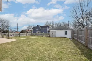 309 W Washington St, Port Washington, WI 53074 - Photo 27