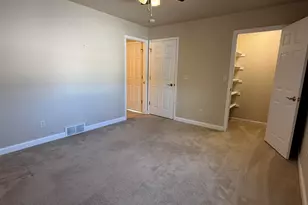 901 Hawthorne Ct, Manitowoc, WI 54220 - Photo 27