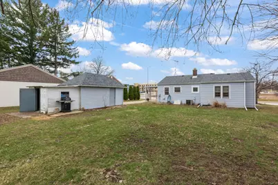 754  Summit Ave, Oconomowoc, WI 53066 - Photo 23