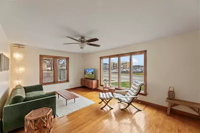 754  Summit Ave, Oconomowoc, WI 53066 - Photo 7