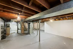 754 Summit Ave, Oconomowoc, WI 53066 - Photo 27