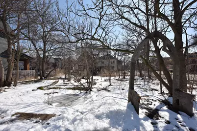 1016 N 29th St, Milwaukee, WI 53208 - Photo 47