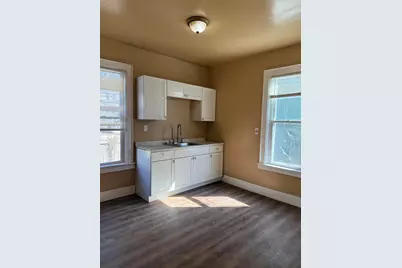 1238 N 34th St, Milwaukee, WI 53208 - Photo 5