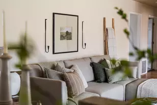 5706 W Luebbe Ln, Milwaukee, WI 53223 - Photo 7