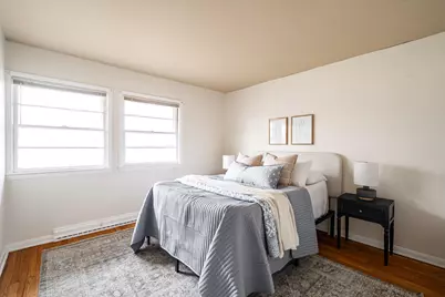 5706 W Luebbe Ln, Milwaukee, WI 53223 - Photo 21