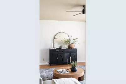 5706 W Luebbe Ln, Milwaukee, WI 53223 - Photo 45