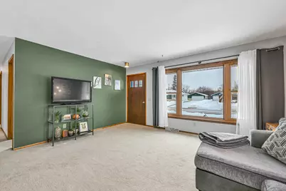 N66W24411  Champeny Rd, Sussex, WI 53089 - Photo 11