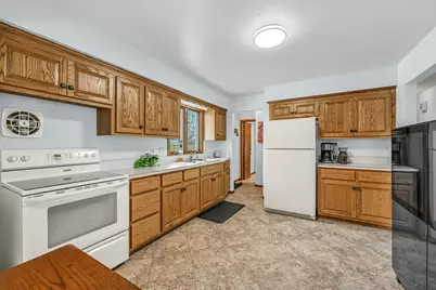 N66W24411  Champeny Rd, Sussex, WI 53089 - Photo 15