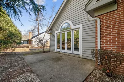 2415  Walnut Grove Ct #B, Brookfield, WI 53005 - Photo 27