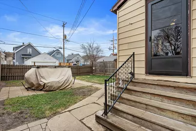2837 S 15th St, Milwaukee, WI 53215 - Photo 31