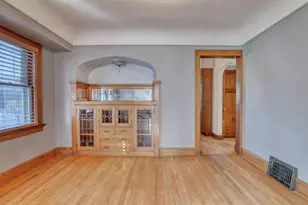2141 S 87th St, West Allis, WI 53227 - Photo 3