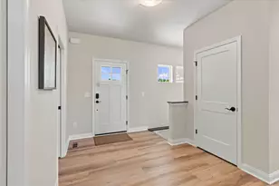 W214N4932 Casey Ct, Menomonee Falls, WI 53051 - Photo 21