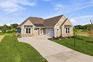 W214N4932 Casey Ct, Menomonee Falls, WI 53051 - Photo 29