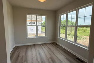 W214N4932 Casey Ct, Menomonee Falls, WI 53051 - Photo 13