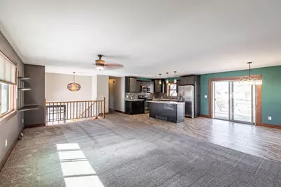 1025  Pierce St, Onalaska, WI 54650 - Photo 3