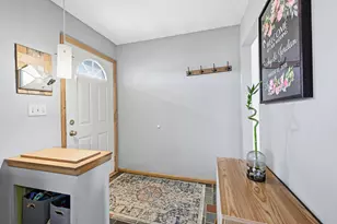 3845 N 100th St, Wauwatosa, WI 53222 - Photo 3