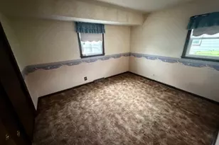 2727 Rosalind Ave, Racine, WI 53403 - Photo 19