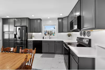 305 S Concord Rd, Oconomowoc, WI 53066 - Photo 11