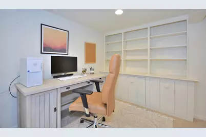 145  Lynnwood Ln, Brookfield, WI 53005 - Photo 27