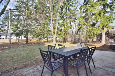 145  Lynnwood Ln, Brookfield, WI 53005 - Photo 29