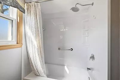 2417  Dombrowski Blvd, Racine, WI 53405 - Photo 13