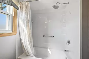 2417 Dombrowski Blvd, Racine, WI 53405 - Photo 13