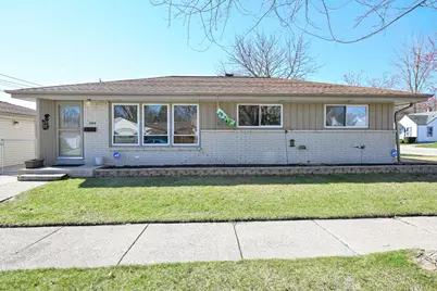 2417  Dombrowski Blvd, Racine, WI 53405 - Photo 25