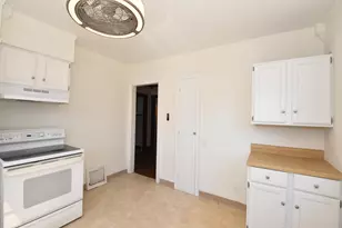 1213 E Kensington Blvd, Shorewood, WI 53211 - Photo 15