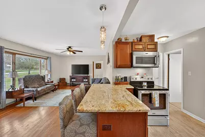 2315 S Lombardy Ln, New Berlin, WI 53151 - Photo 9