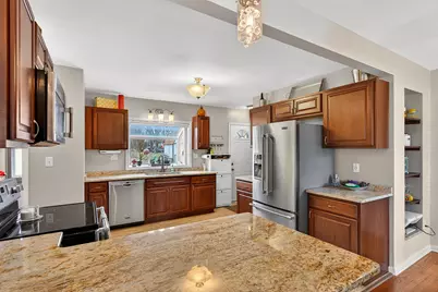 2315 S Lombardy Ln, New Berlin, WI 53151 - Photo 5