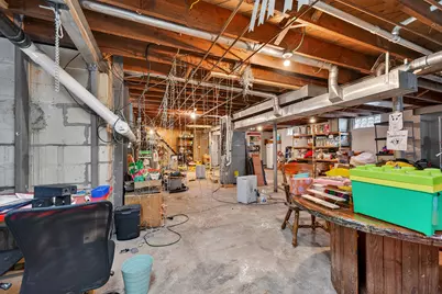 2315 S Lombardy Ln, New Berlin, WI 53151 - Photo 35