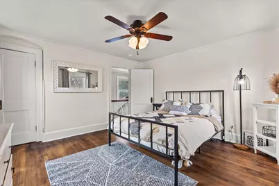 627 W Wisconsin Ave, Oconomowoc, WI 53066 - Photo 25