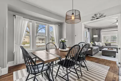 627 W Wisconsin Ave, Oconomowoc, WI 53066 - Photo 13