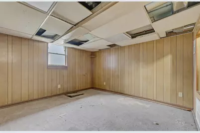 2132 S 23rd St #2132A, Milwaukee, WI 53215 - Photo 19