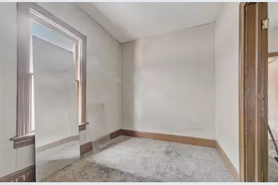 2132 S 23rd St #2132A, Milwaukee, WI 53215 - Photo 9