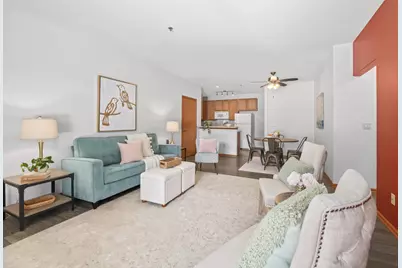 3053 W Drexel Ave #111, Franklin, WI 53132 - Photo 3