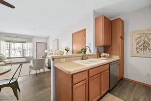 3053 W Drexel Ave, Franklin, WI 53132 - Photo 11