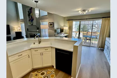 1737  Woodland Dr #12-39, Geneva, WI 53147 - Photo 9