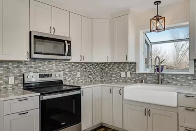 749  Domke St, Onalaska, WI 54650 - Photo 19