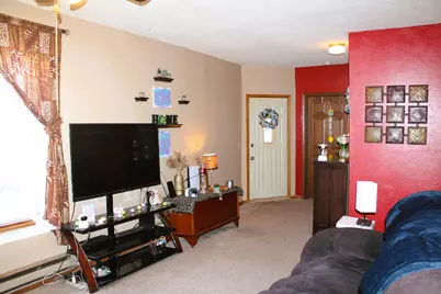 2339  Loomis St, La Crosse, WI 54603 - Photo 3