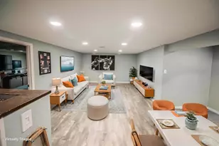 4915 W Colonial Ct, Greenfield, WI 53220 - Photo 11