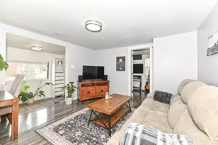 8802 W Center St, Milwaukee, WI 53222 - Photo 9