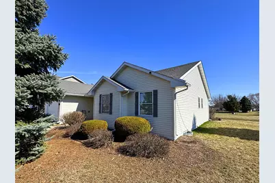 141  Betzer Rd, Delavan, WI 53115 - Photo 3