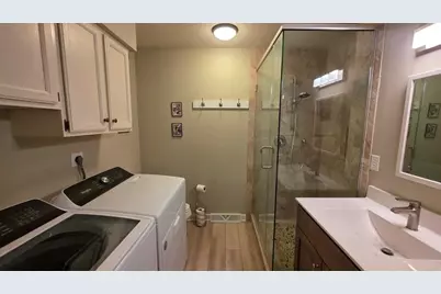 121 S 6th St, Cedar Grove, WI 53013 - Photo 7